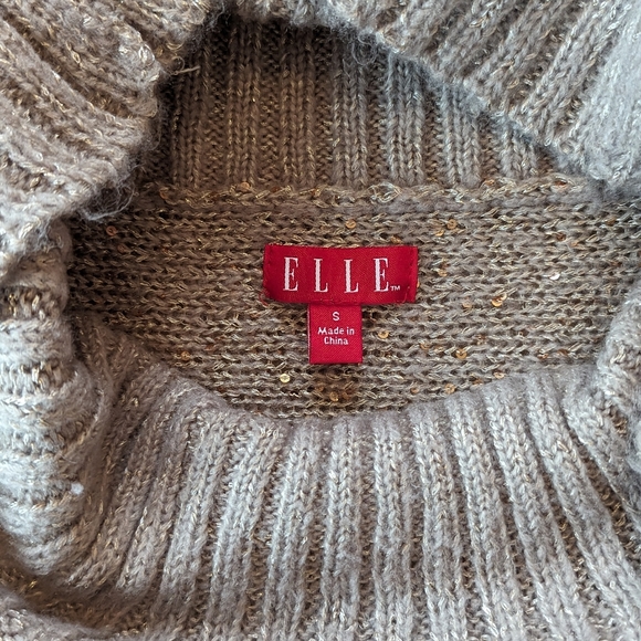 Elle Gold Sequin Cowl Neck Off Shoulder Sweater Women's Small Oversized - Picture 4 of 10